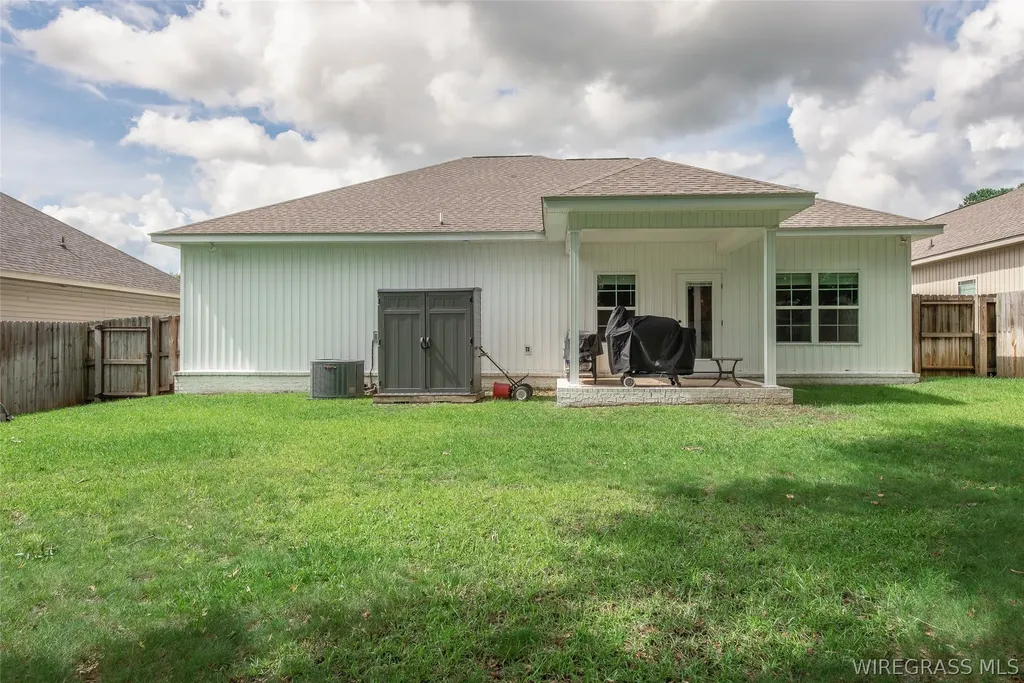 662 Valley Stream Drive Enterprise AL 36330