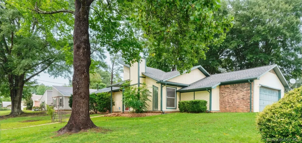 100 Cahaba Street Enterprise AL 36330