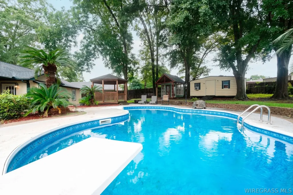 100 Cahaba Street Enterprise AL 36330