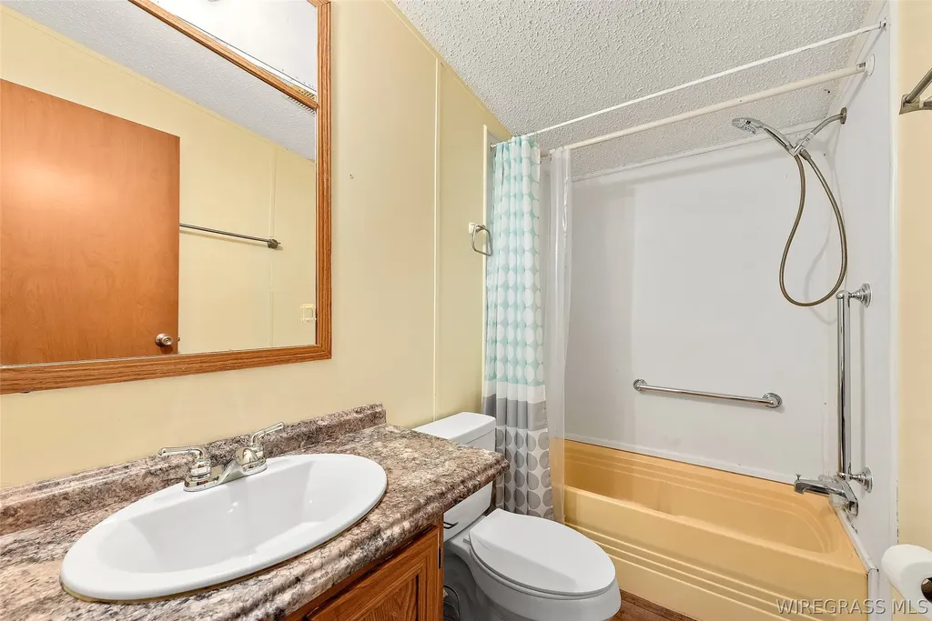402 Covey Circle Dothan AL 36305