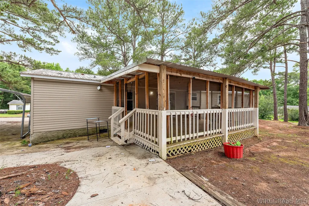 402 Covey Circle Dothan AL 36305