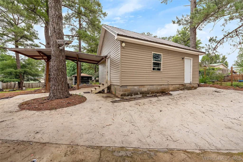 402 Covey Circle Dothan AL 36305
