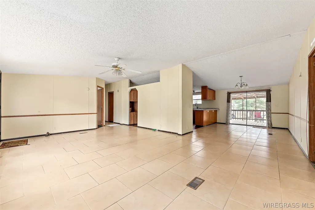 402 Covey Circle Dothan AL 36305