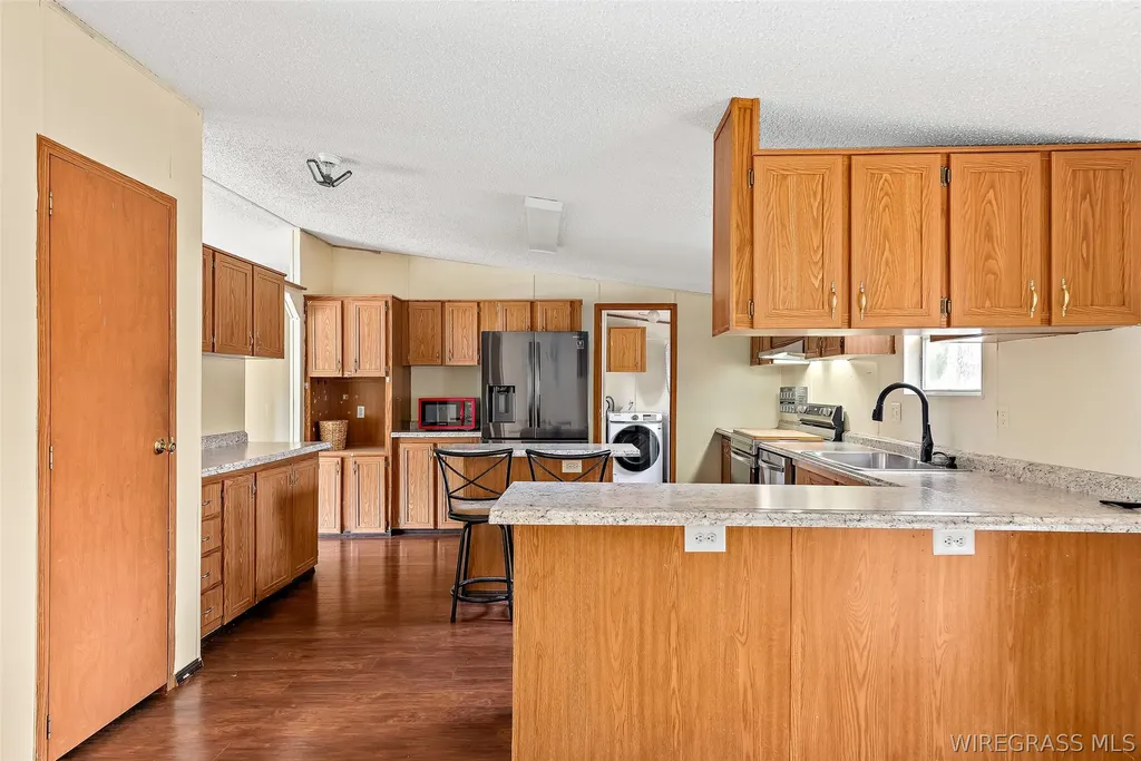 402 Covey Circle Dothan AL 36305