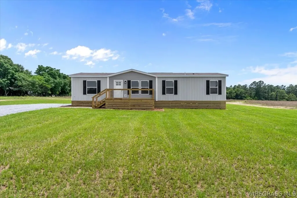 3676 County Road 4 Black AL 36314