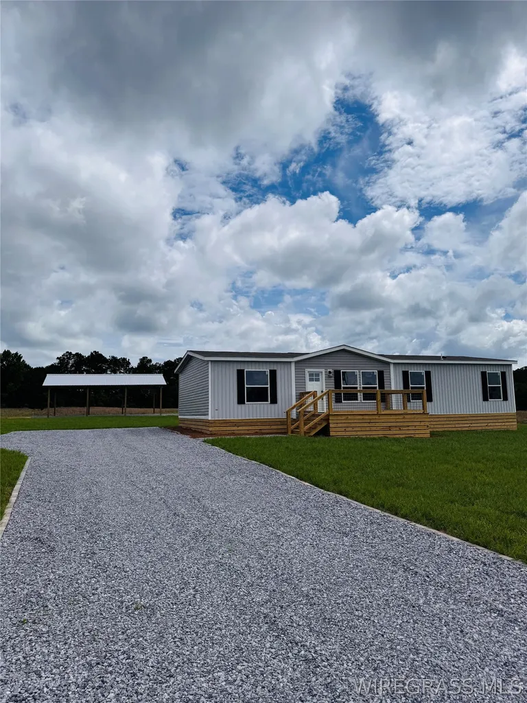 3676 County Road 4 Black AL 36314