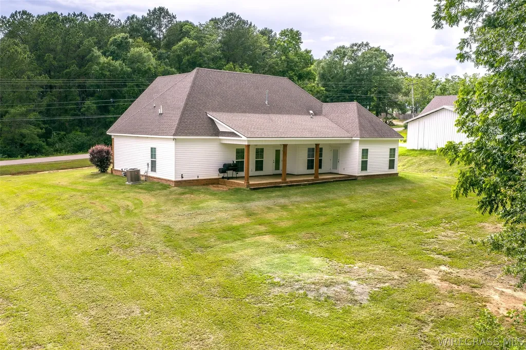 2142 County Road 622 Enterprise AL 36330
