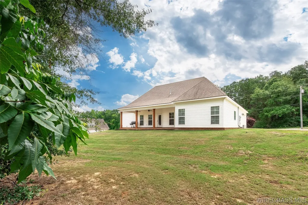2142 County Road 622 Enterprise AL 36330