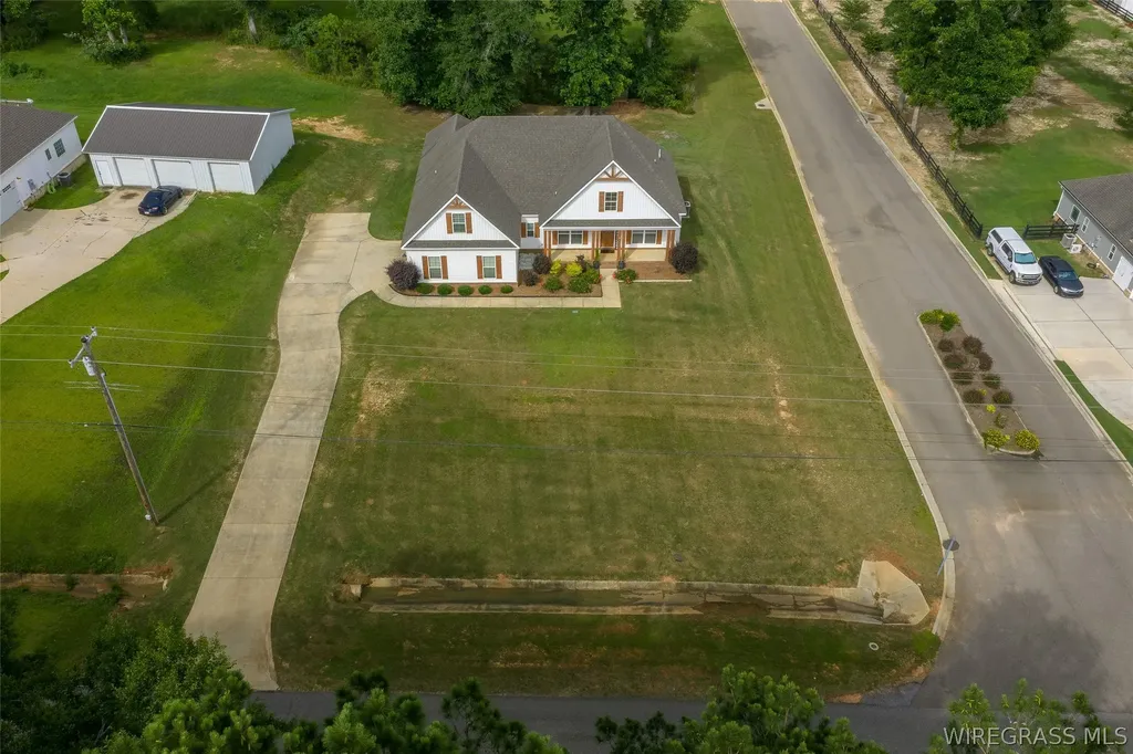 2142 County Road 622 Enterprise AL 36330