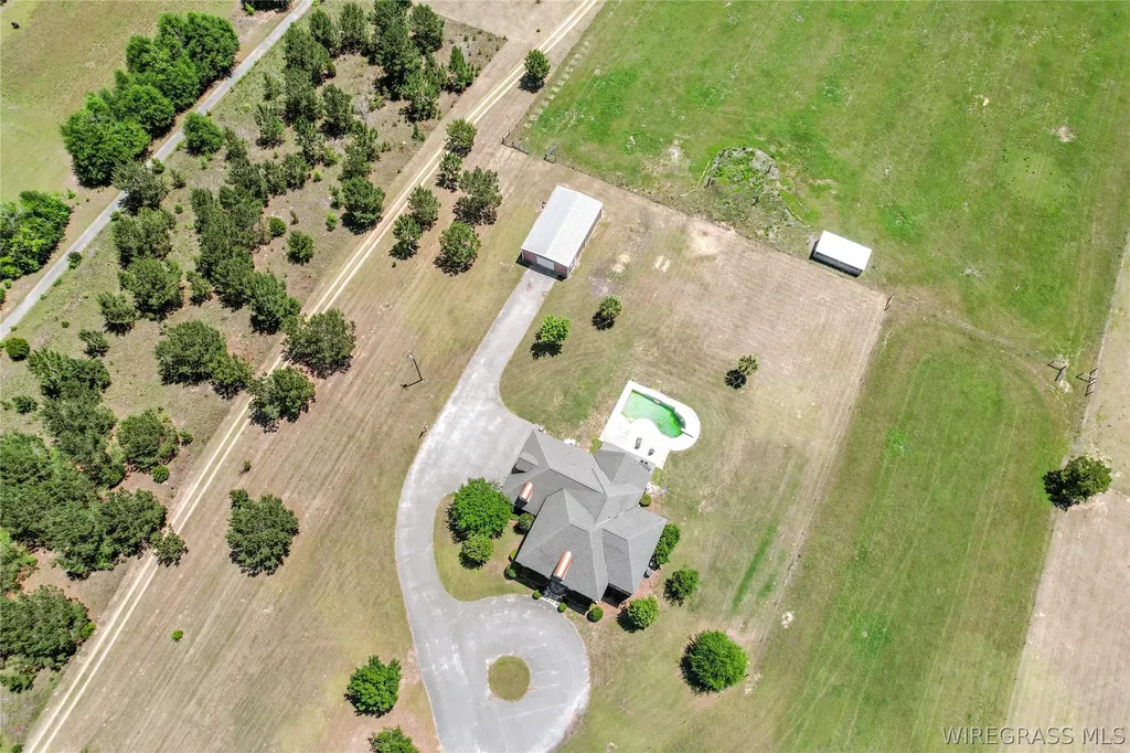 645 Windmill Road Newton AL 36352