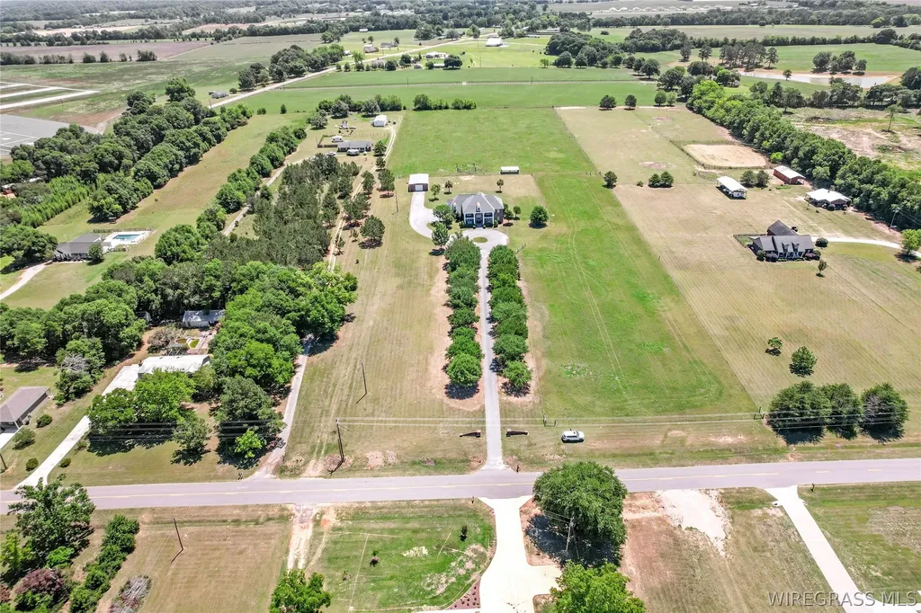 645 Windmill Road Newton AL 36352