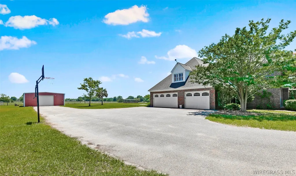 645 Windmill Road Newton AL 36352