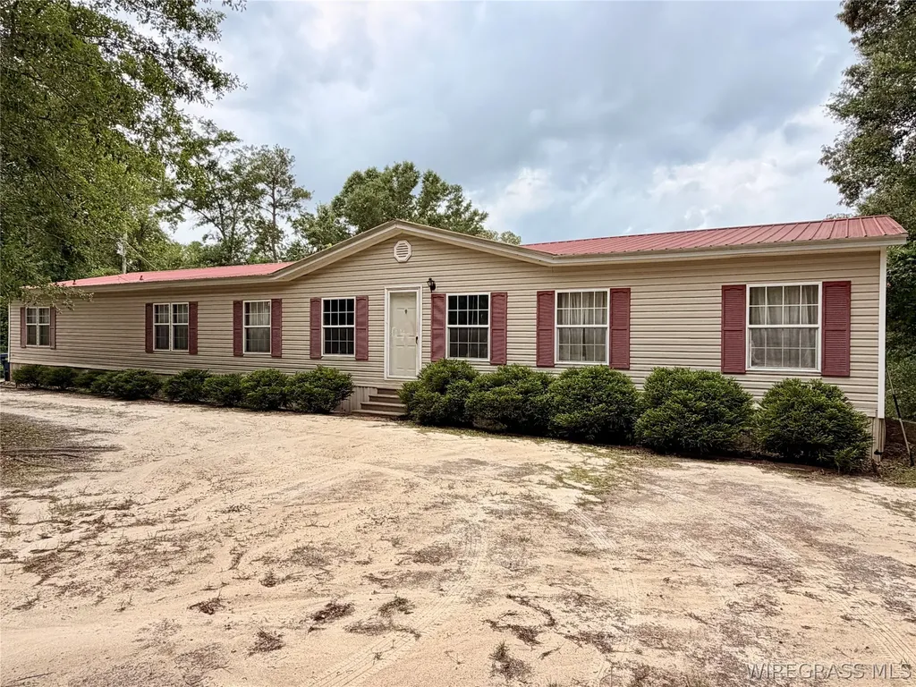 169 County Road 3326 Brundidge AL 36010
