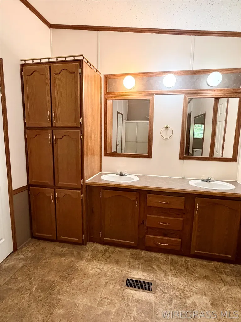 169 County Road 3326 Brundidge AL 36010