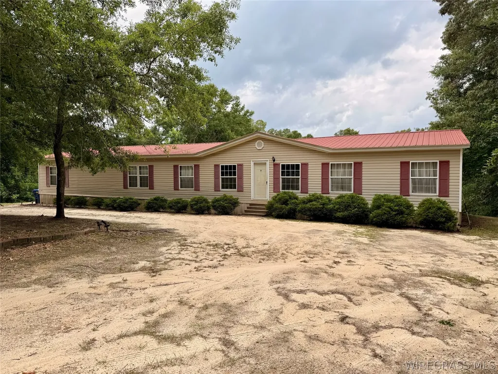 169 County Road 3326 Brundidge AL 36010