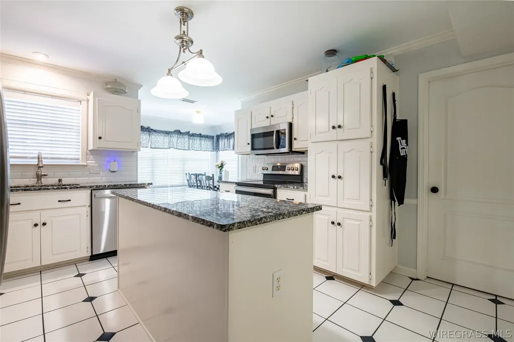 204 Wentworth Drive Enterprise AL 36330