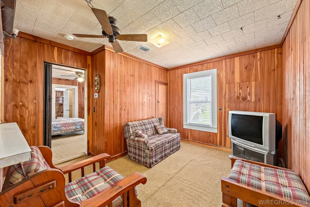 306 N Cherokee Street Geneva AL 36340