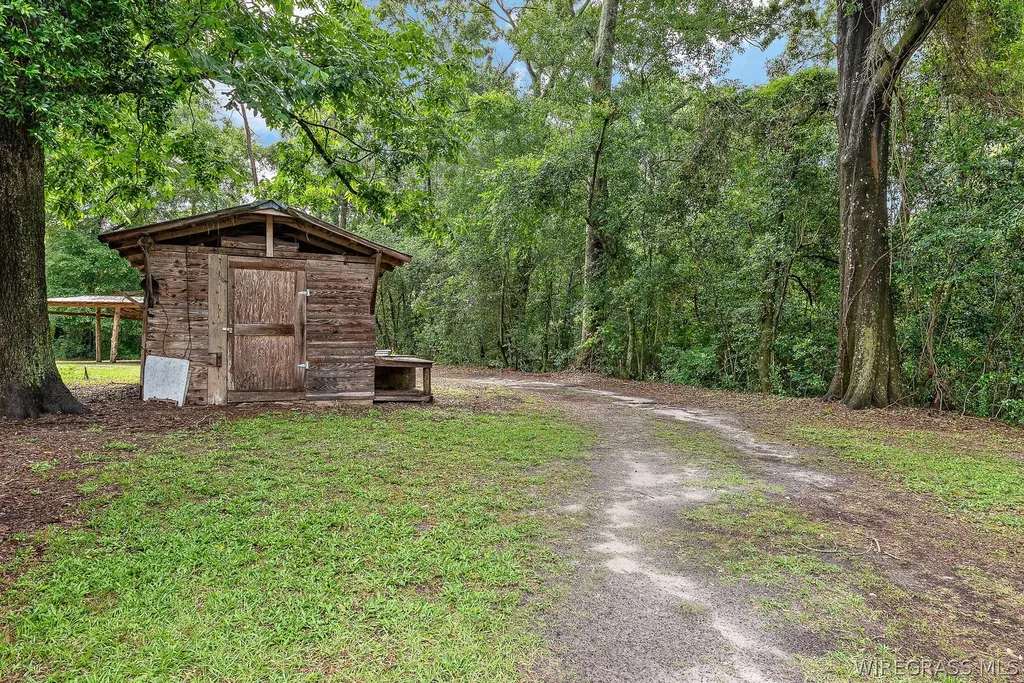 306 N Cherokee Street Geneva AL 36340