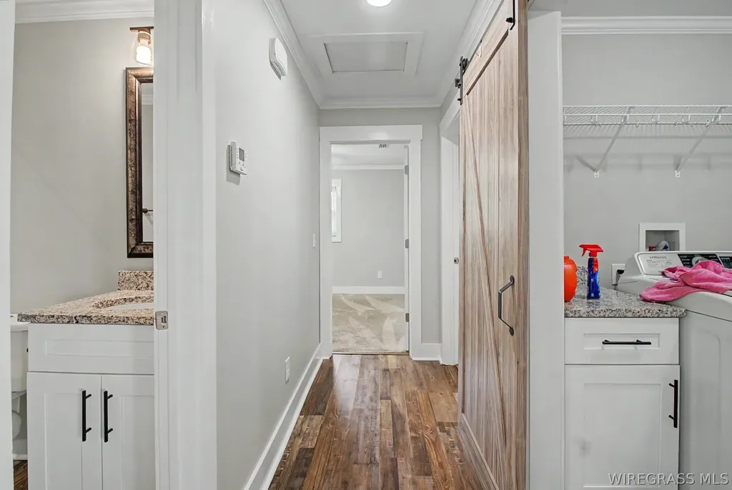 402 Cable Street Headland AL 36345