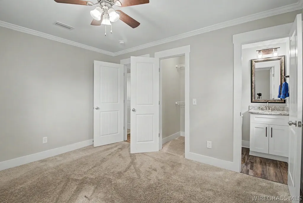 402 Cable Street Headland AL 36345