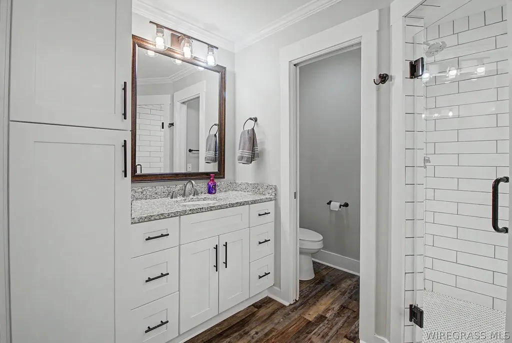 402 Cable Street Headland AL 36345