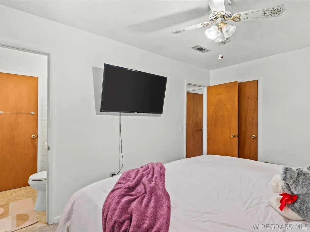 141 Honeysuckle Lane Ozark AL 36360