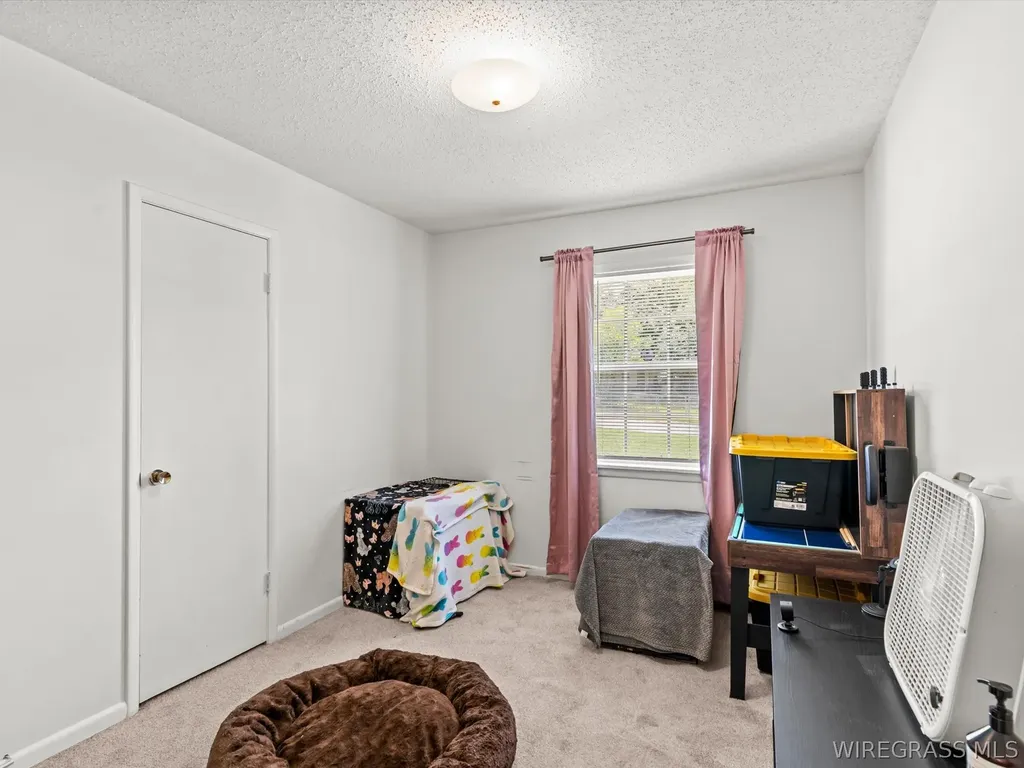 141 Honeysuckle Lane Ozark AL 36360