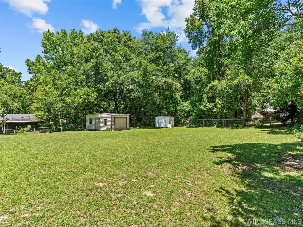 141 Honeysuckle Lane Ozark AL 36360
