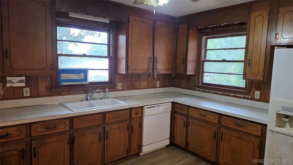 29 Woodland Court Daleville AL 36322