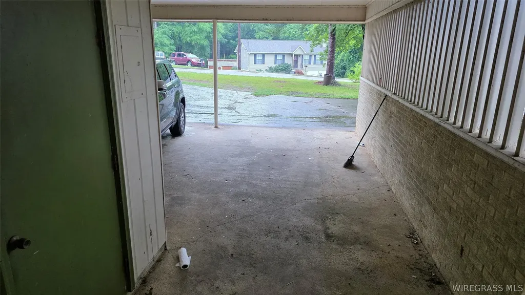 29 Woodland Court Daleville AL 36322