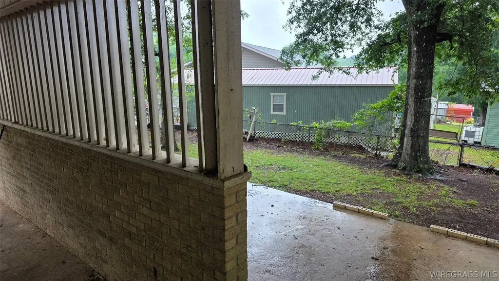 29 Woodland Court Daleville AL 36322