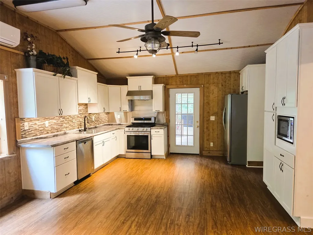 267 Sam Lisenby Road Ozark AL 36360