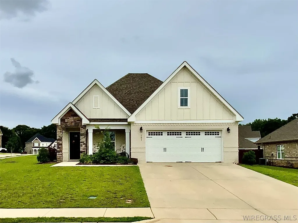 101 Hunters Hill Way Enterprise AL 36330