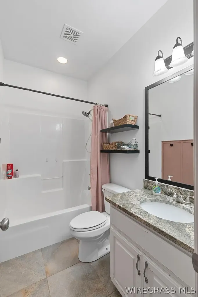 214 Lace Drive Dothan AL 36301