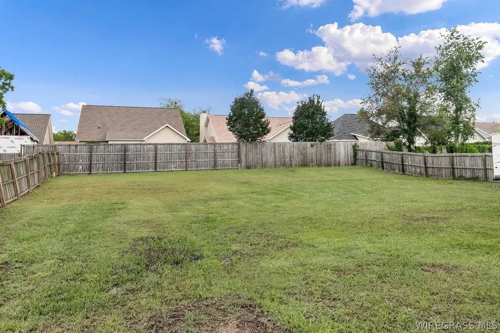 214 Lace Drive Dothan AL 36301