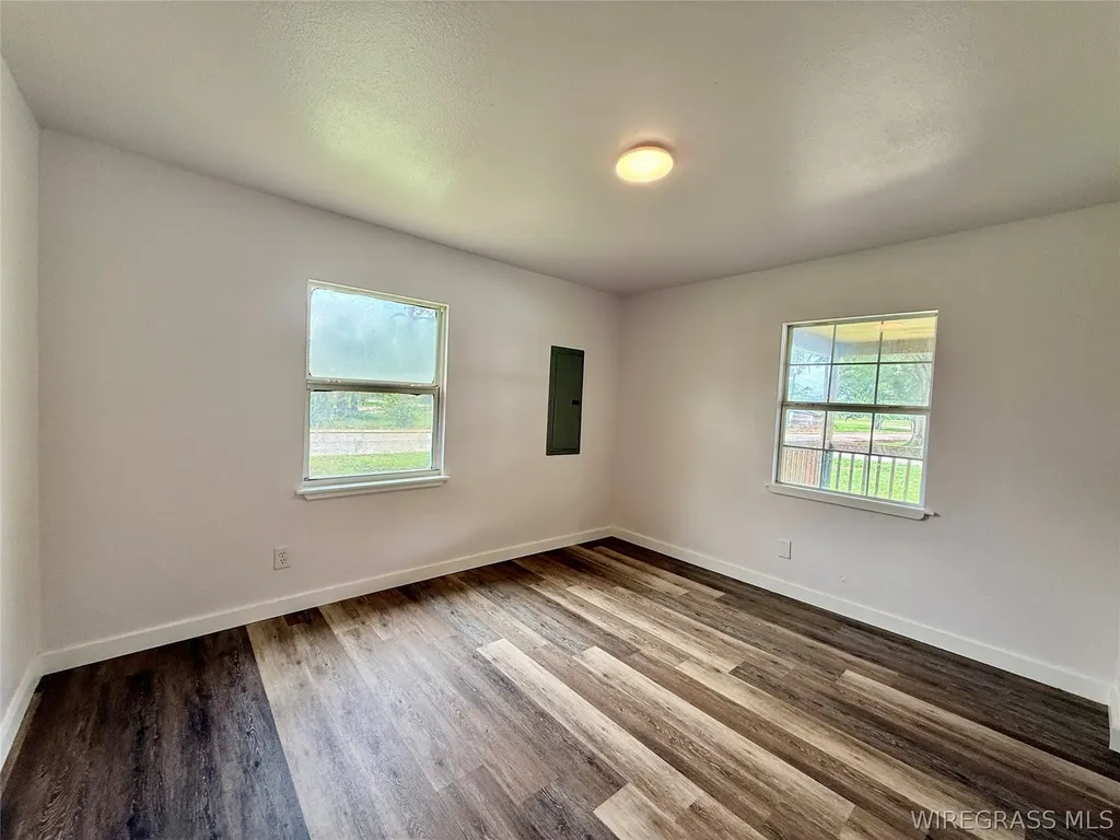 200 N Pleasant Street Geneva AL 36340