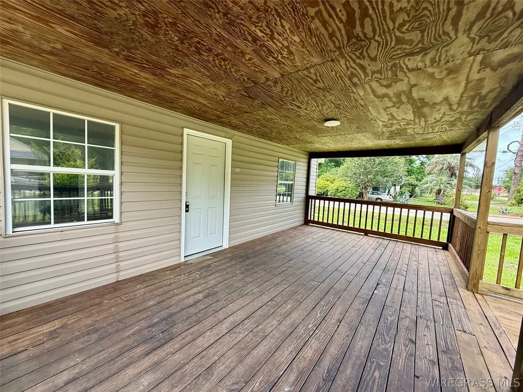 200 N Pleasant Street Geneva AL 36340