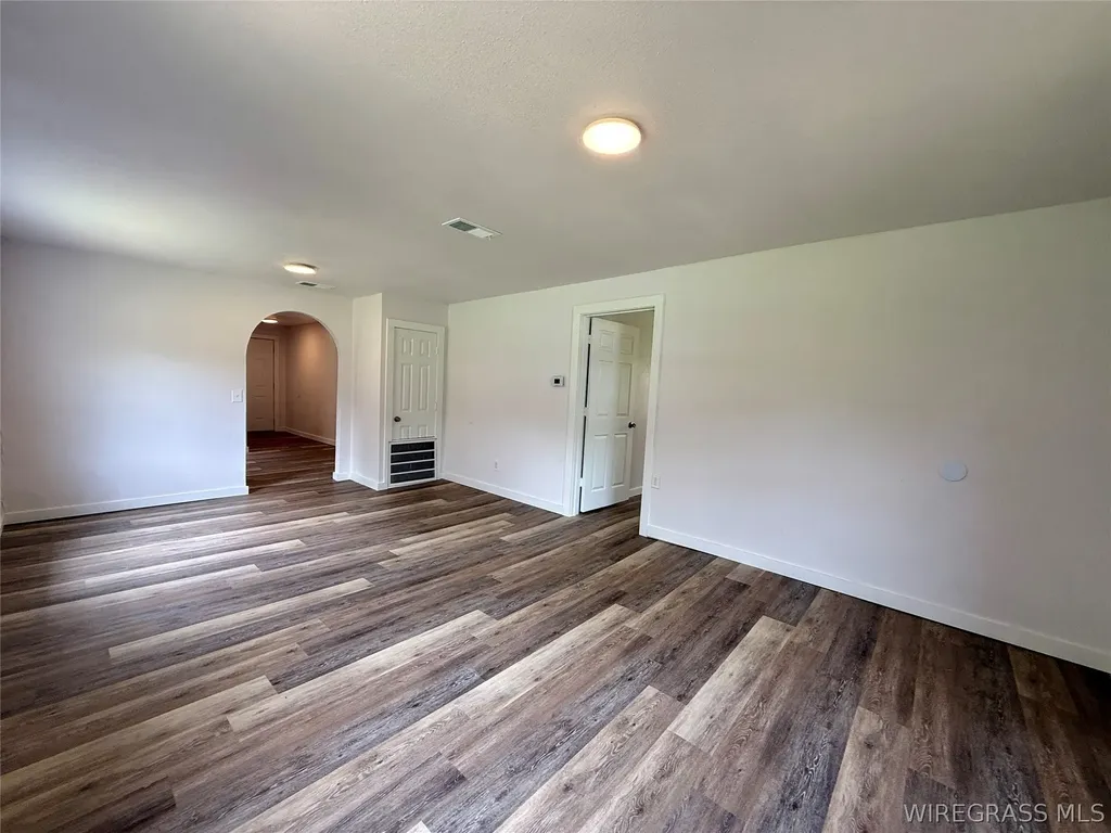 200 N Pleasant Street Geneva AL 36340