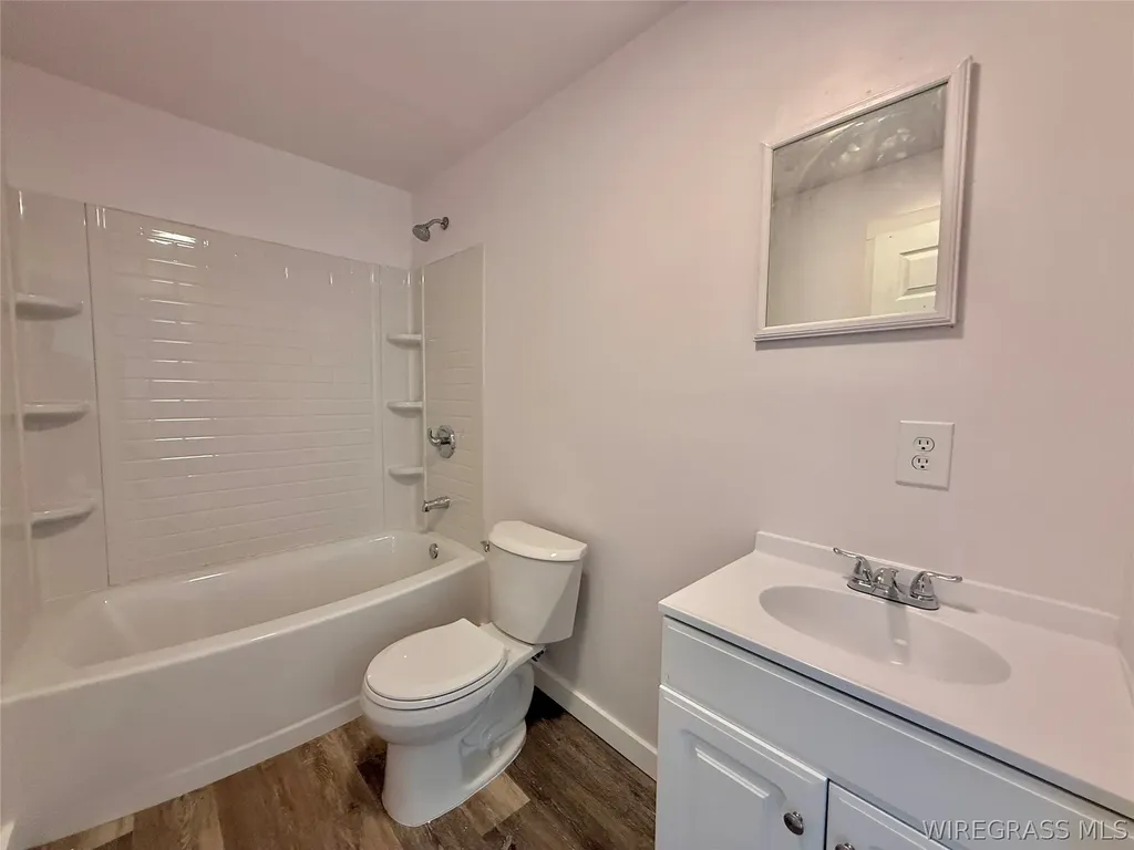 200 N Pleasant Street Geneva AL 36340