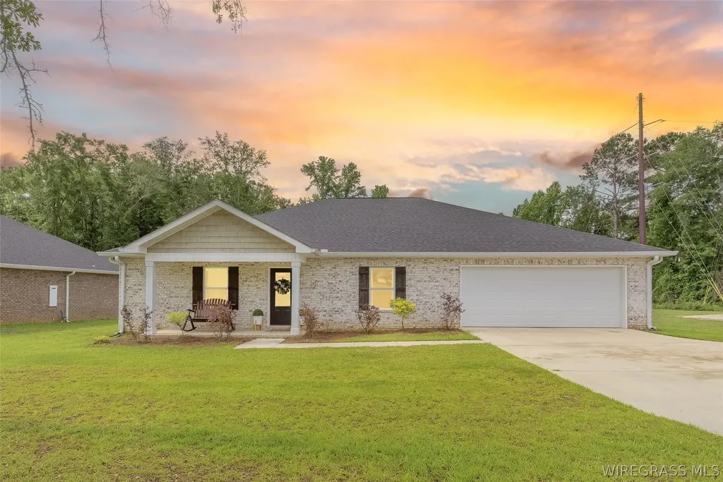199 Fuller Road Dothan AL 36301