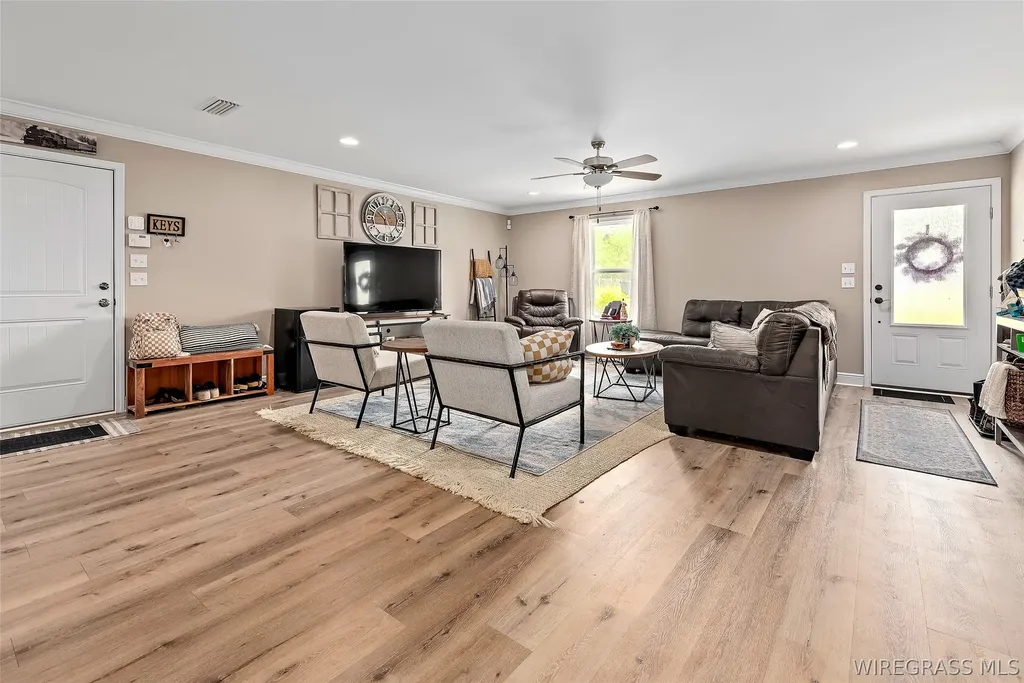 199 Fuller Road Dothan AL 36301