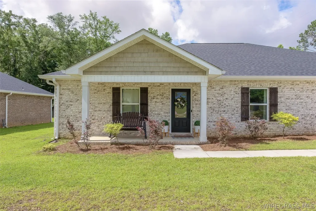 199 Fuller Road Dothan AL 36301