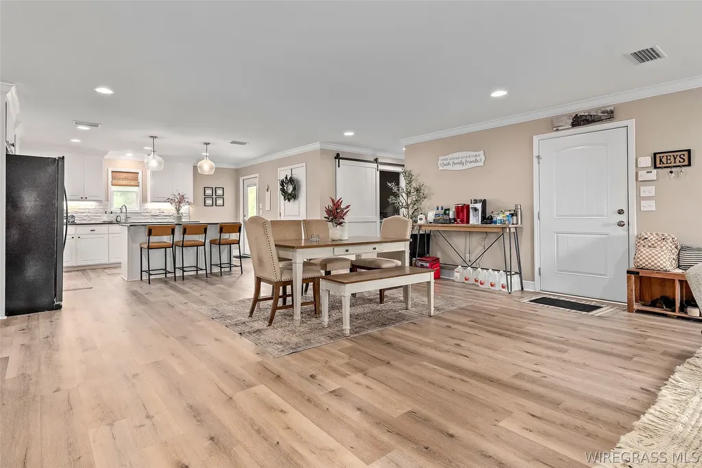199 Fuller Road Dothan AL 36301
