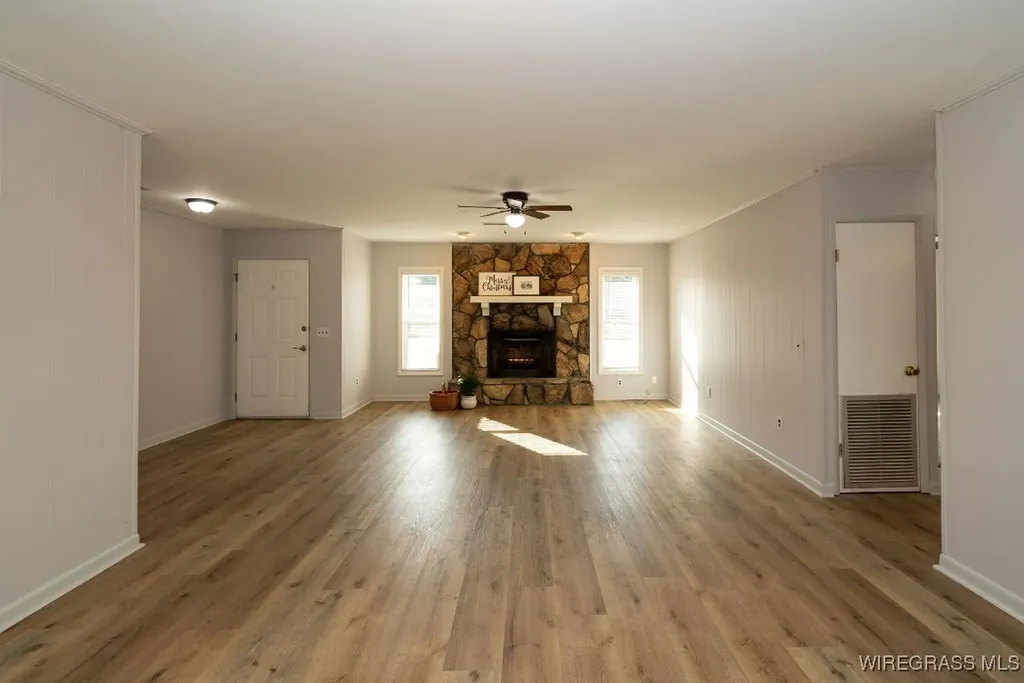 117 Foxhill Drive Enterprise AL 36330