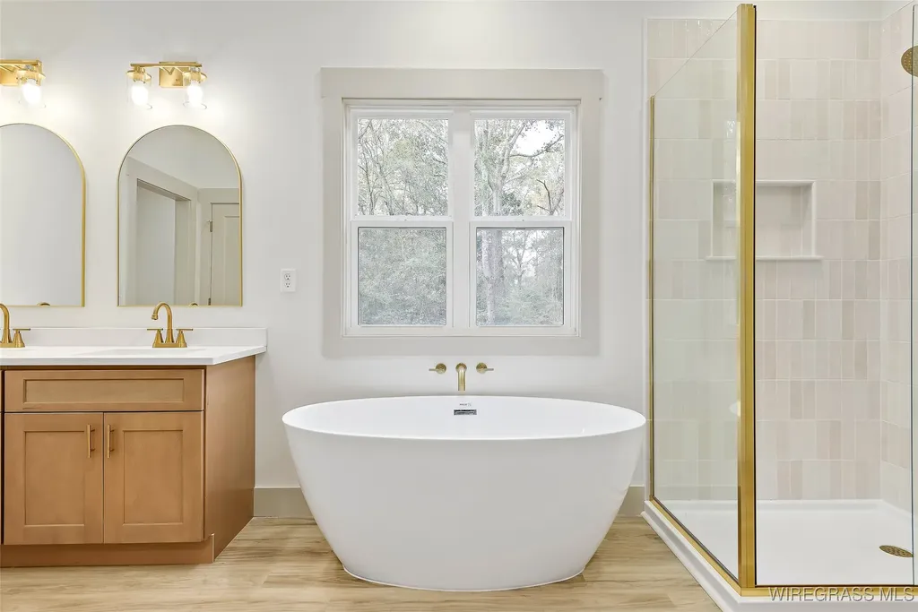 223 Lakewood Loop Geneva AL 36340