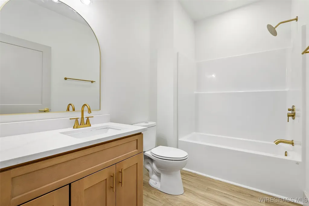 223 Lakewood Loop Geneva AL 36340