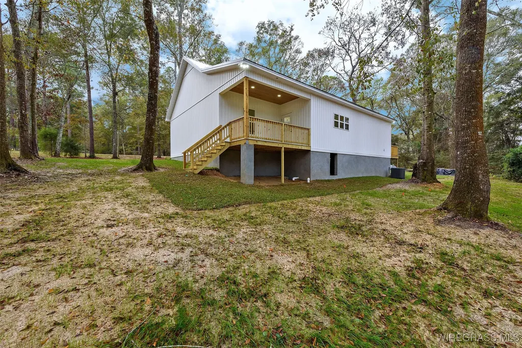 223 Lakewood Loop Geneva AL 36340
