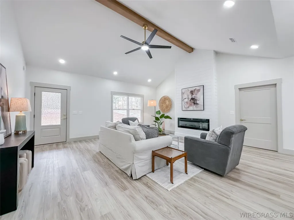 223 Lakewood Loop Geneva AL 36340