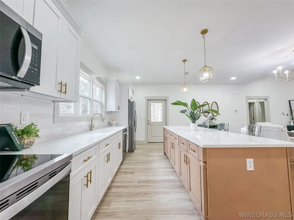 223 Lakewood Loop Geneva AL 36340