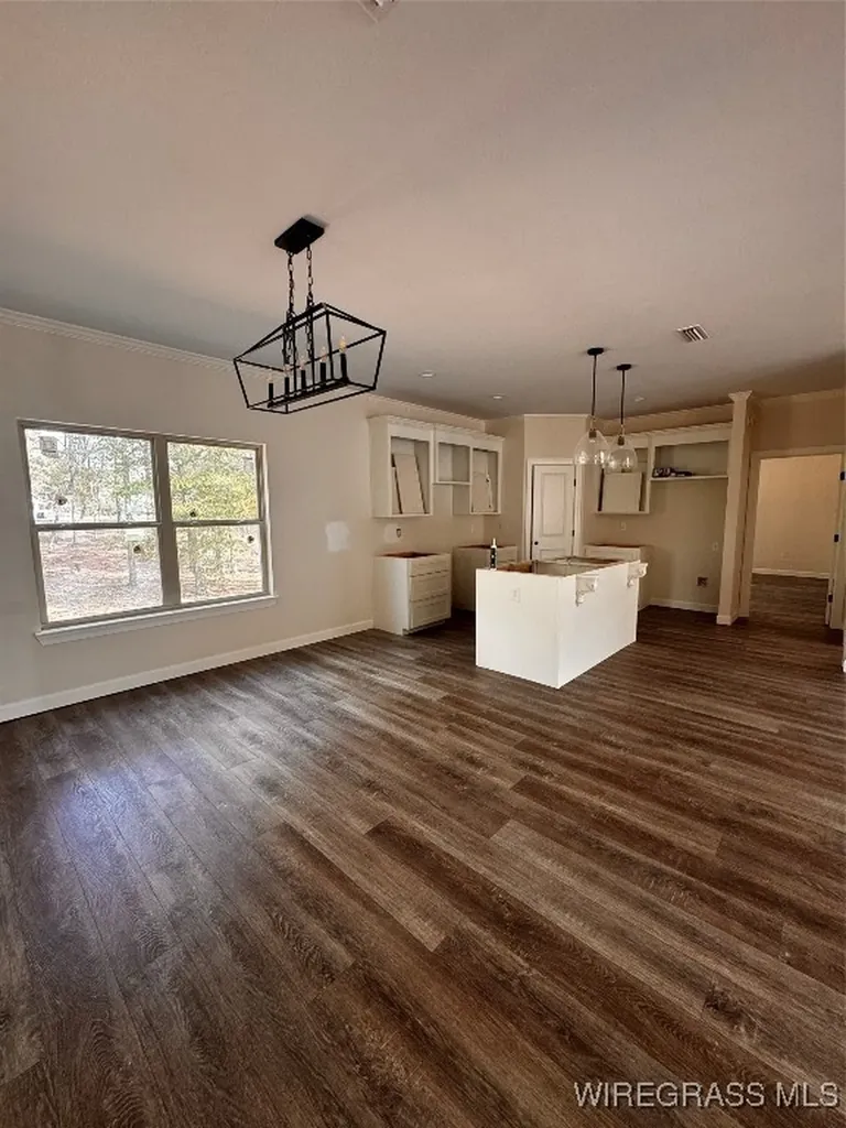 2465 Jordan Avenue Cowarts AL 36321